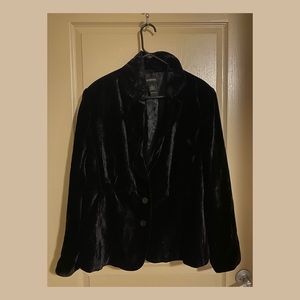 LANE BRYANT CRUSHED VELVET BLAZER!